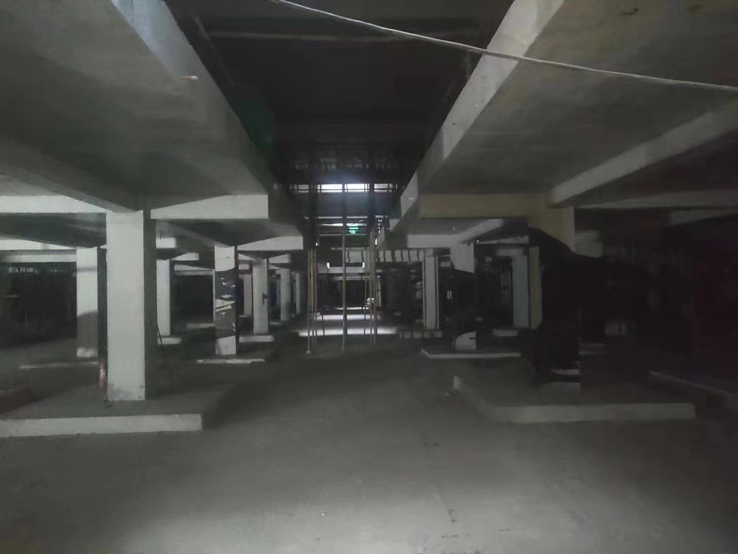 乌鲁木齐山东又一个上海博普LOFT车库拔地而起